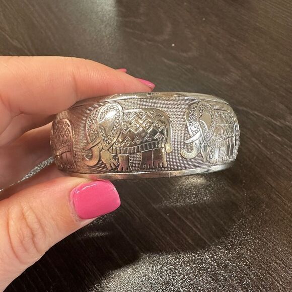 Vintage silver plated thai elephant cuff bracelet! - Picture 7 of 11